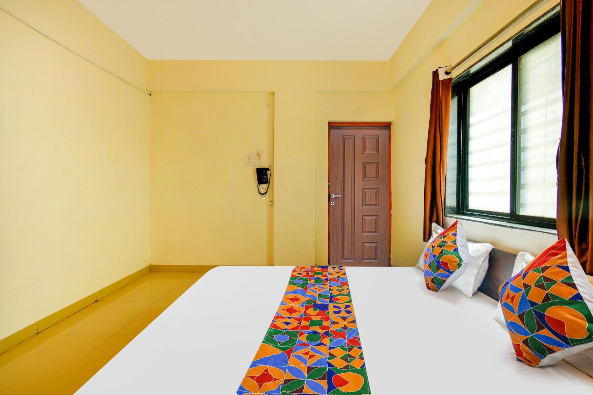 Fabexpress Srh - Nr Butterfly Park - Hinjawadi Hotel Bagian luar foto