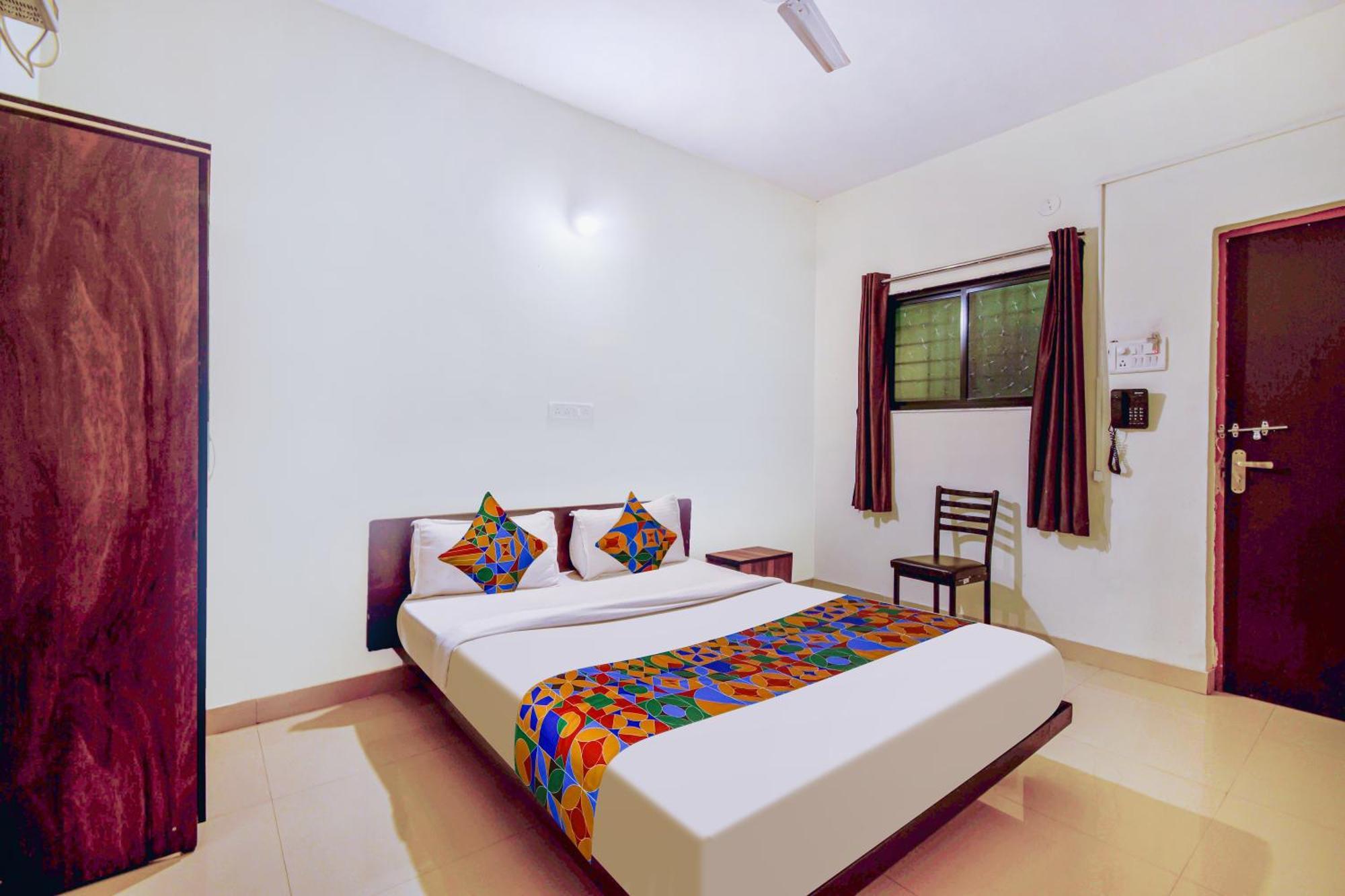 Fabexpress Srh - Nr Butterfly Park - Hinjawadi Hotel Bagian luar foto
