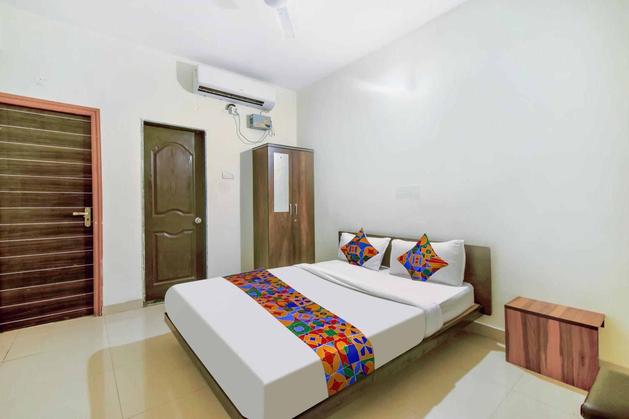 Fabexpress Srh - Nr Butterfly Park - Hinjawadi Hotel Bagian luar foto